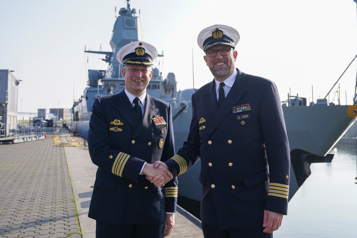 Kommandeurswechsel im 2. Fregattengeschwader Presseportal